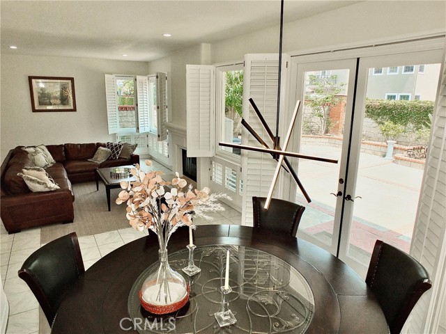 6225 Napoli Court, Long Beach CA: https://media.crmls.org/medias/4467d78e-4d95-4cf3-8368-0f52d5c213a5.jpg