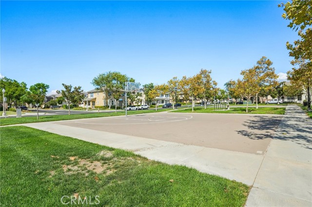 7919 Spring Hill Street, Chino CA: https://media.crmls.org/medias/4467f718-8a6b-438e-b588-c4790b4555d2.jpg