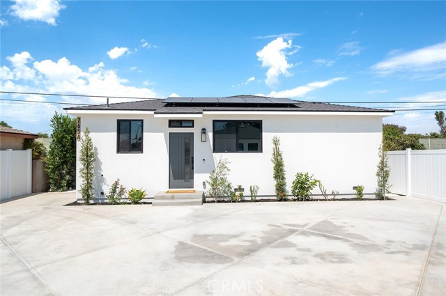 765 E Silva Street, Long Beach CA: https://media.crmls.org/medias/446811d6-7114-4f82-be4e-dbd86eac6f10.jpg
