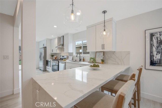 Detail Gallery Image 16 of 43 For 21140 Winterset Dr, Saugus,  CA 91350 - 4 Beds | 2 Baths