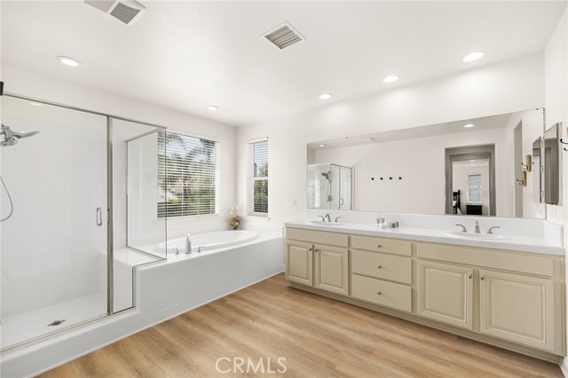 28481 Scenic Bay Cove, Menifee CA: https://media.crmls.org/medias/4468655f-9d49-4b37-918f-77e68ba06c10.jpg