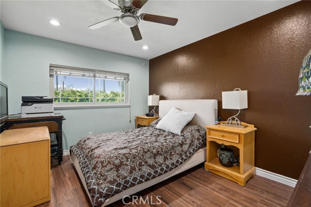 Detail Gallery Image 22 of 31 For 9879 Canada Way, Riverside,  CA 92503 - 4 Beds | 2 Baths