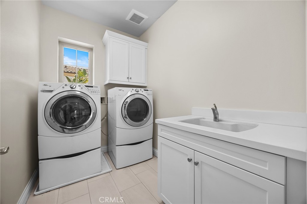 MLS #OC26158711 image #24