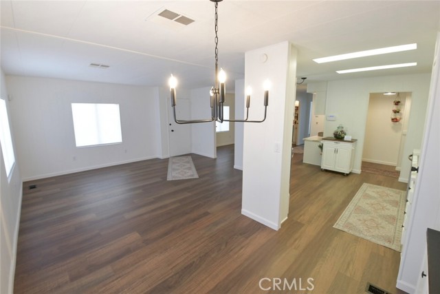 Detail Gallery Image 10 of 42 For 43715 Payne Ave, Hemet,  CA 92544 - 2 Beds | 2 Baths