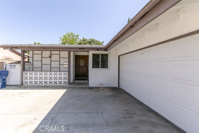 Detail Gallery Image 5 of 33 For 13727 Leadwell St, Van Nuys,  CA 91405 - 3 Beds | 1/1 Baths