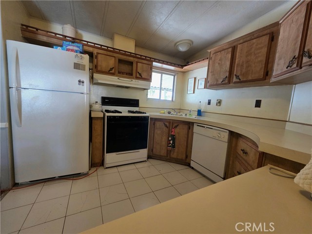 Detail Gallery Image 15 of 41 For 1550 Rimpau Ave #20,  Corona,  CA 92881 - 3 Beds | 2 Baths