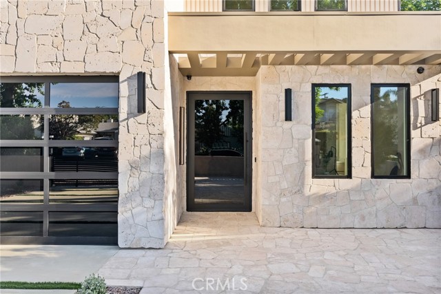 Detail Gallery Image 6 of 75 For 14738 Otsego St, Sherman Oaks,  CA 91403 - 5 Beds | 5/1 Baths