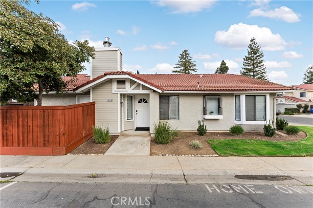 Detail Gallery Image 1 of 1 For 479 E Alluvial Ave #101,  Fresno,  CA 93720 - 2 Beds | 2 Baths