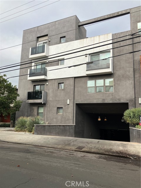 Detail Gallery Image 10 of 17 For 11925 Kling St #408,  Valley Village,  CA 91607 - 2 Beds | 2 Baths