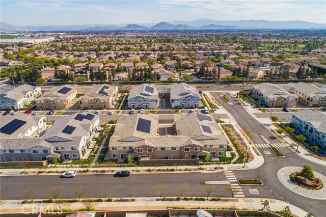 Detail Gallery Image 32 of 33 For 16620 Wyndham Ln #6,  Fontana,  CA 92336 - 3 Beds | 2/1 Baths