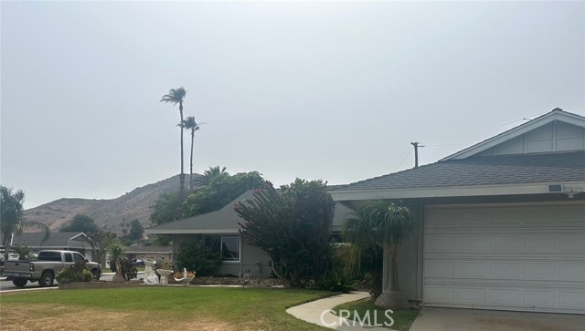 Detail Gallery Image 2 of 23 For 5210 Dresden Pl, Riverside,  CA 92505 - 4 Beds | 2 Baths