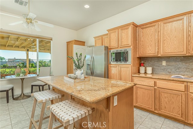 Detail Gallery Image 19 of 49 For 35377 Shade Tree Road, Yucaipa,  CA 92399 - 4 Beds | 3 Baths