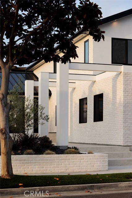 Detail Gallery Image 5 of 72 For 919 Sandcastle R, Corona Del Mar,  CA 92625 - 5 Beds | 4 Baths