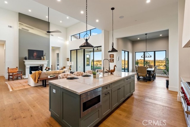 1755 Burnt Rock Way, Templeton CA: https://media.crmls.org/medias/446def9c-b556-4c6f-ad7f-ffe704fe188d.jpg