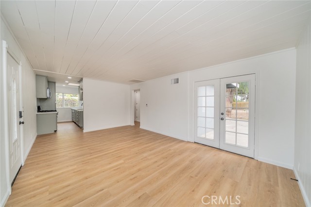 Detail Gallery Image 5 of 23 For 18863 8th St, Bloomington,  CA 92316 - 3 Beds | 1 Baths