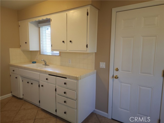 Detail Gallery Image 8 of 23 For 35187 Avenue C, Yucaipa,  CA 92399 - 2 Beds | 1 Baths