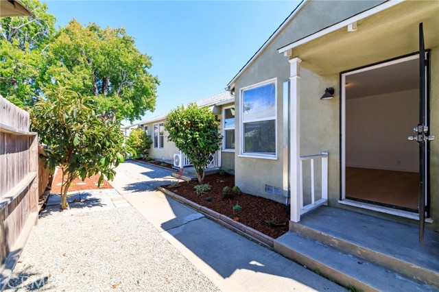 Detail Gallery Image 2 of 53 For 1723 Cabrillo Ave, Torrance,  CA 90501 - – Beds | – Baths