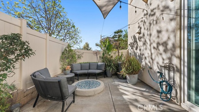 7323 Garnet Ridge, Jurupa Valley CA: https://media.crmls.org/medias/4471dd1d-b0b7-4e7e-932e-ba11154bb1e4.jpg