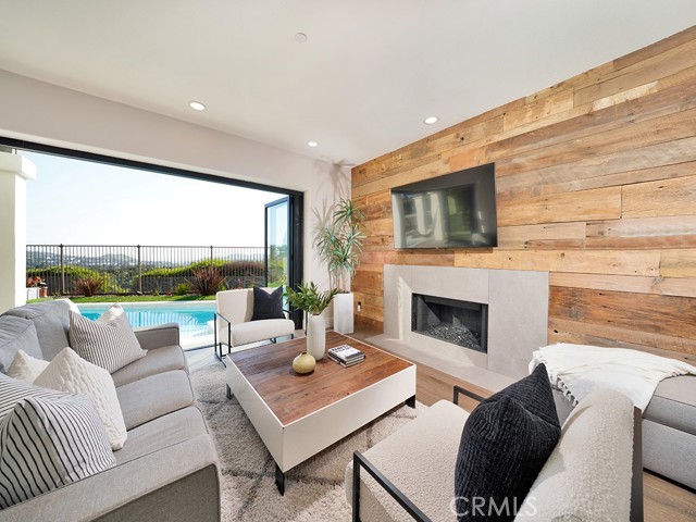 Detail Gallery Image 11 of 74 For 400 Camino Bandera, San Clemente,  CA 92673 - 5 Beds | 4/1 Baths