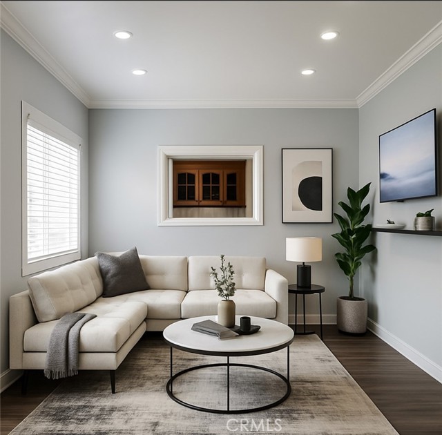 Detail Gallery Image 1 of 32 For 1917 E 61st St, Long Beach,  CA 90805 - 3 Beds | 1 Baths