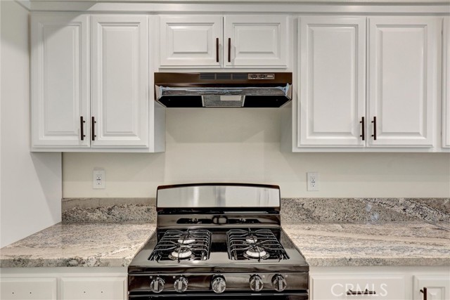 402 E Glendale Drive, Orange CA: https://media.crmls.org/medias/44731fd5-7849-436a-a482-7c4603d1719b.jpg