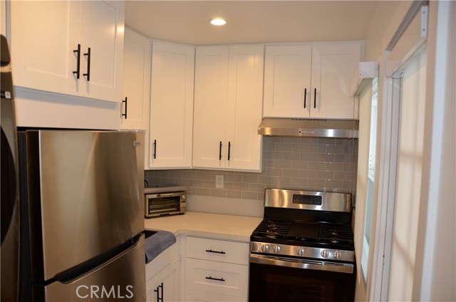 Detail Gallery Image 12 of 18 For 830 Monterey, Hermosa Beach,  CA 90254 - 1 Beds | 1 Baths