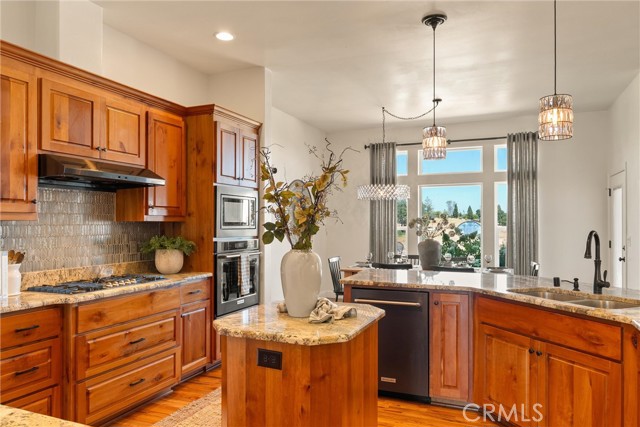 Detail Gallery Image 24 of 70 For 104 Tuscan Dr, Paradise,  CA 95969 - 4 Beds | 3 Baths