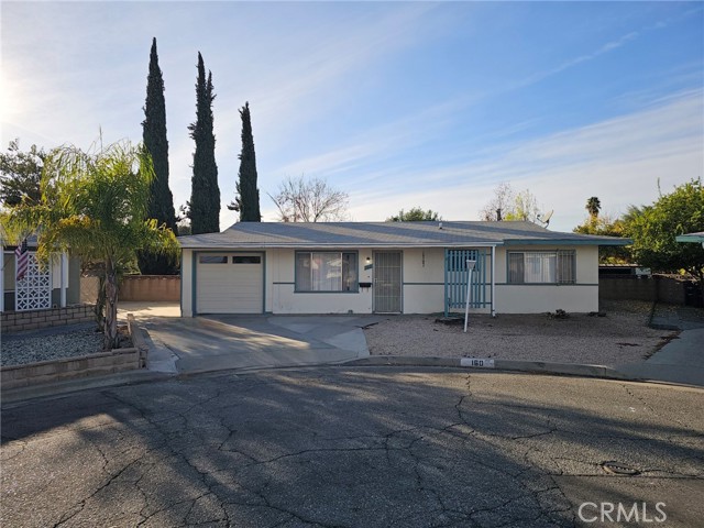 Detail Gallery Image 2 of 17 For 160 Mary Ln, Hemet,  CA 92543 - 2 Beds | 2 Baths