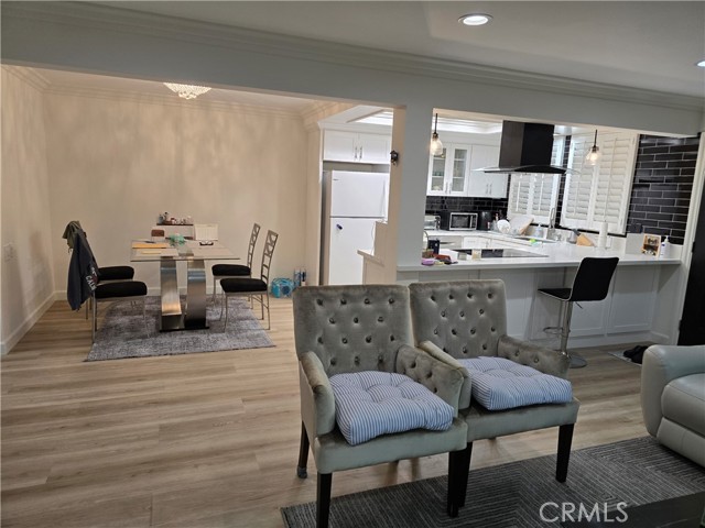 Detail Gallery Image 7 of 15 For 13338 Del Monte Dr., Seal Beach,  CA 90740 - 2 Beds | 2 Baths