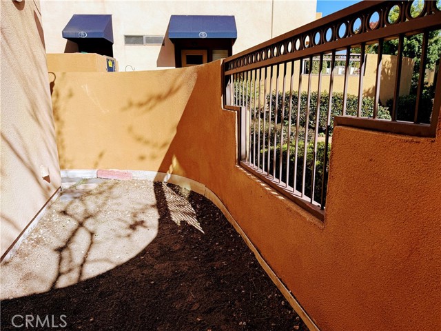 Detail Gallery Image 12 of 17 For 25671 Le Parc #85,  Lake Forest,  CA 92630 - 2 Beds | 1 Baths