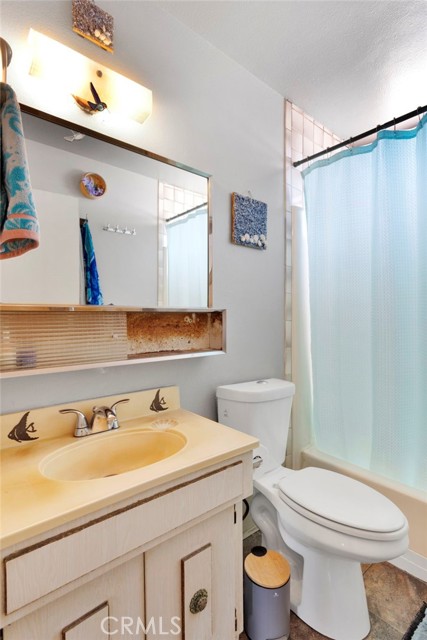 Detail Gallery Image 17 of 25 For 11121 Oakwood, Hesperia,  CA 92345 - 2 Beds | 1 Baths