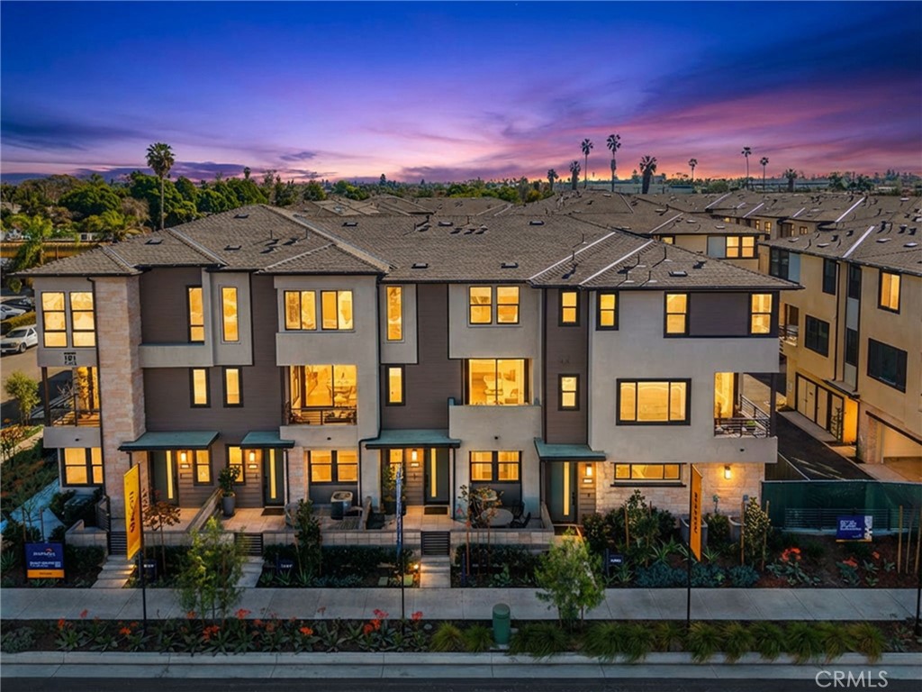 101 S Laxore Street #203