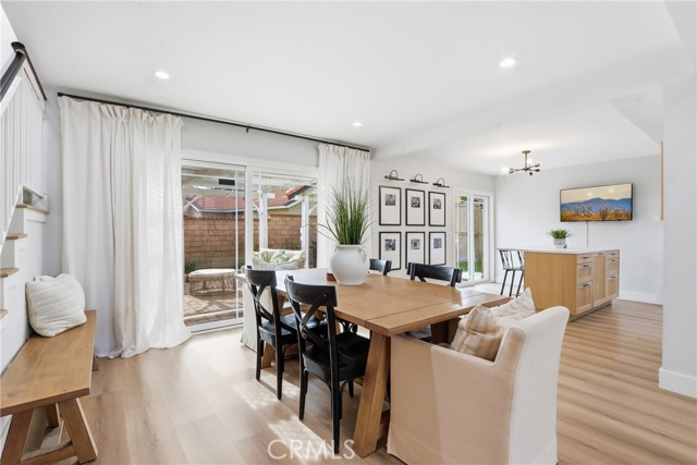 Detail Gallery Image 12 of 49 For 29161 Corales, Canyon Country,  CA 91387 - 3 Beds | 3 Baths