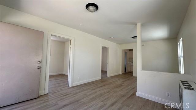 Detail Gallery Image 4 of 12 For 1148 E Arcadia Ct, Long Beach,  CA 90813 - – Beds | – Baths