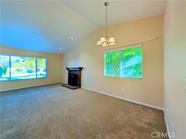 128 Channing Street, Redlands CA: https://media.crmls.org/medias/4477581d-9afb-4a7f-b8dc-c362d65d79fc.jpg