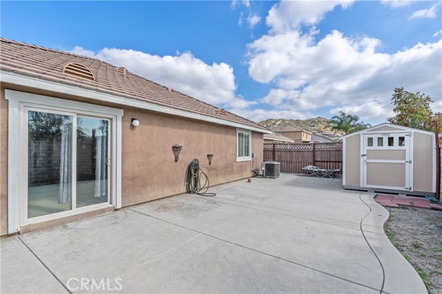 Detail Gallery Image 16 of 17 For 3038 Hawthorne Rd, Perris,  CA 92571 - 4 Beds | 2 Baths