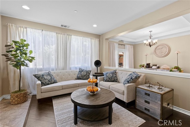 5381 Campania Way, Fontana CA: https://media.crmls.org/medias/44785eec-d821-4ba4-8db5-1258edd1070b.jpg