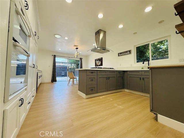 3502 W Flower Avenue, Fullerton CA: https://media.crmls.org/medias/4478f248-2c43-4eba-b4ae-474621b1f804.jpg