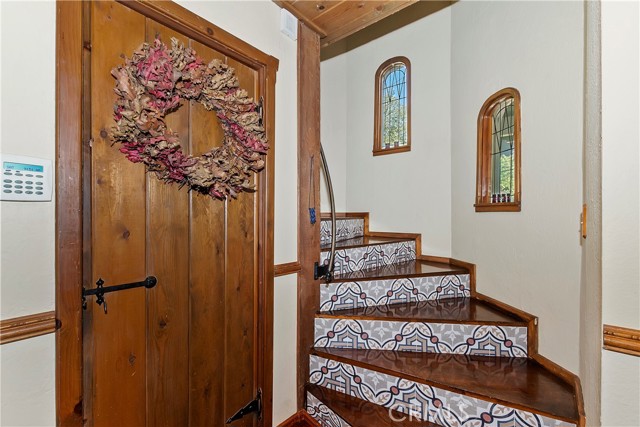 Detail Gallery Image 9 of 56 For 23280 Brookside Rd, Crestline,  CA 92325 - 3 Beds | 3/1 Baths