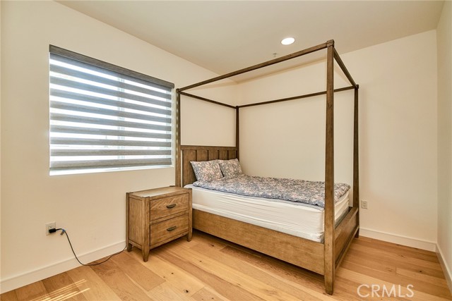 820 S Wilton Place, Los Angeles CA: https://media.crmls.org/medias/447a2304-2102-41fd-972c-0a4f1322b024.jpg
