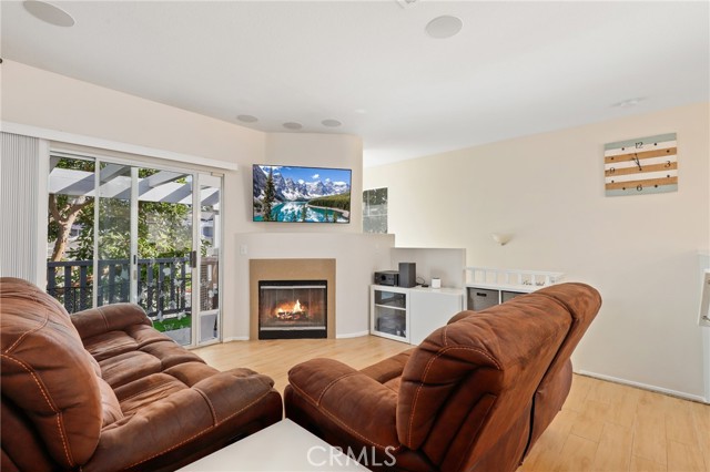 Detail Gallery Image 2 of 25 For 5 Carlsbad, Aliso Viejo,  CA 92656 - 2 Beds | 2 Baths