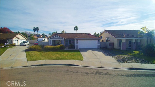332 Del Flora, Oceanside CA: https://media.crmls.org/medias/447a862b-b21f-4f6f-965f-b4c4846038e8.jpg