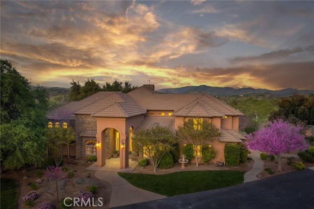 Detail Gallery Image 33 of 75 For 16115 Deer Path, Clovis,  CA 93619 - 5 Beds | 3/1 Baths