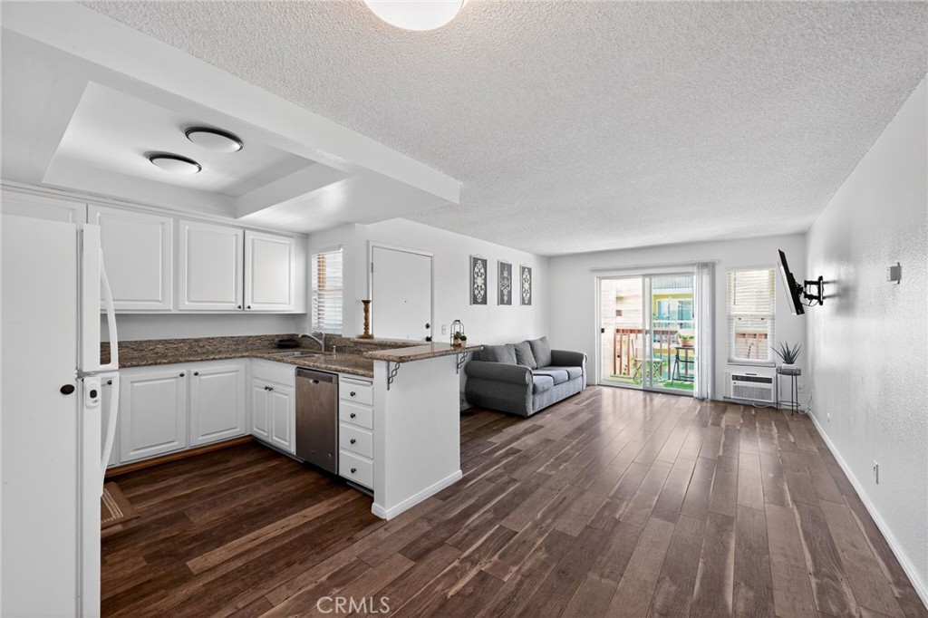 5934 Rancho Mission Rd - photo 9