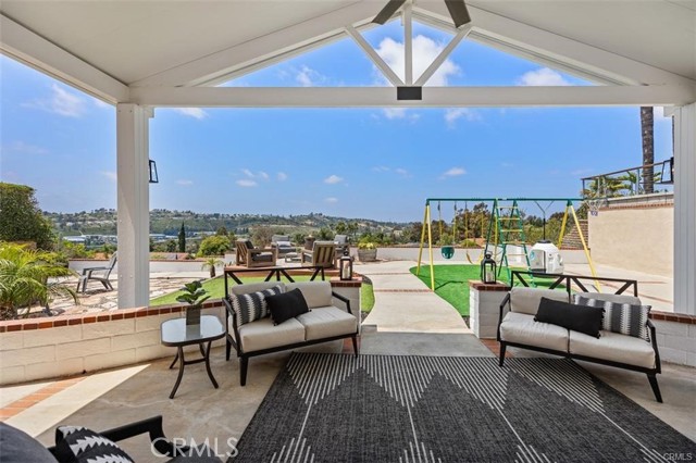 Detail Gallery Image 13 of 19 For 26611 El Mar Dr, Mission Viejo,  CA 92691 - 4 Beds | 3/1 Baths