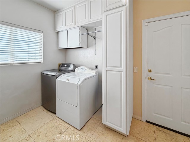 2281 Dekens Court, Blythe CA: https://media.crmls.org/medias/447e3aad-814e-40af-8e31-b34e27930ec6.jpg