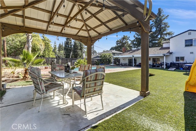 Detail Gallery Image 13 of 17 For 8308 Jason Ave, West Hills,  CA 91304 - 4 Beds | 2/1 Baths