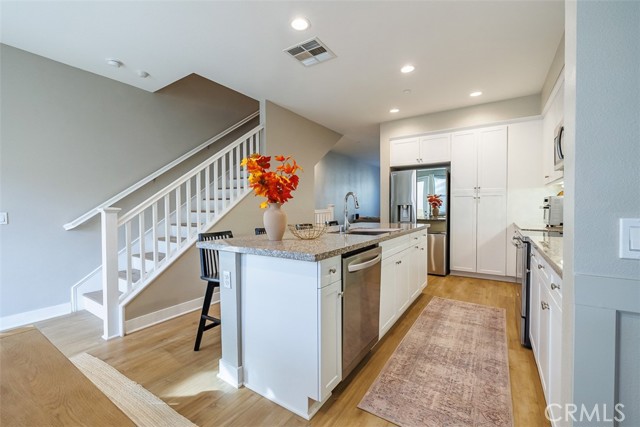 Detail Gallery Image 12 of 47 For 541 W Foothill Blvd. #94,  Glendora,  CA 91741 - 2 Beds | 2/1 Baths