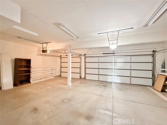 13128 Pintail Court, Chino CA: https://media.crmls.org/medias/447ed997-4377-412e-b514-0b2e07339ecf.jpg