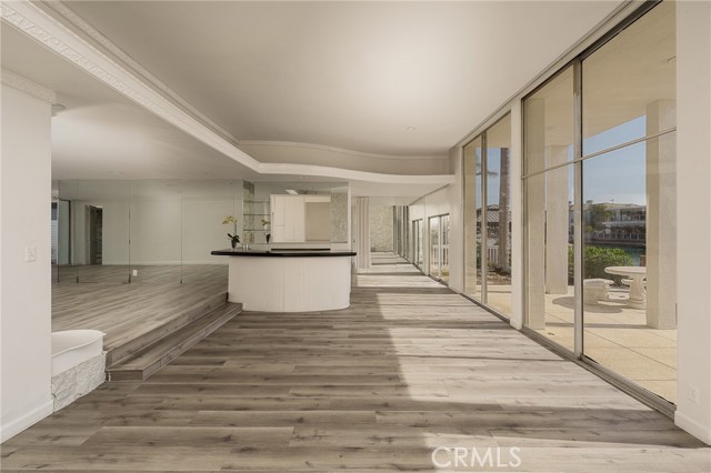 Detail Gallery Image 6 of 20 For 16471 Malden Cir, Huntington Beach,  CA 92649 - 3 Beds | 3 Baths